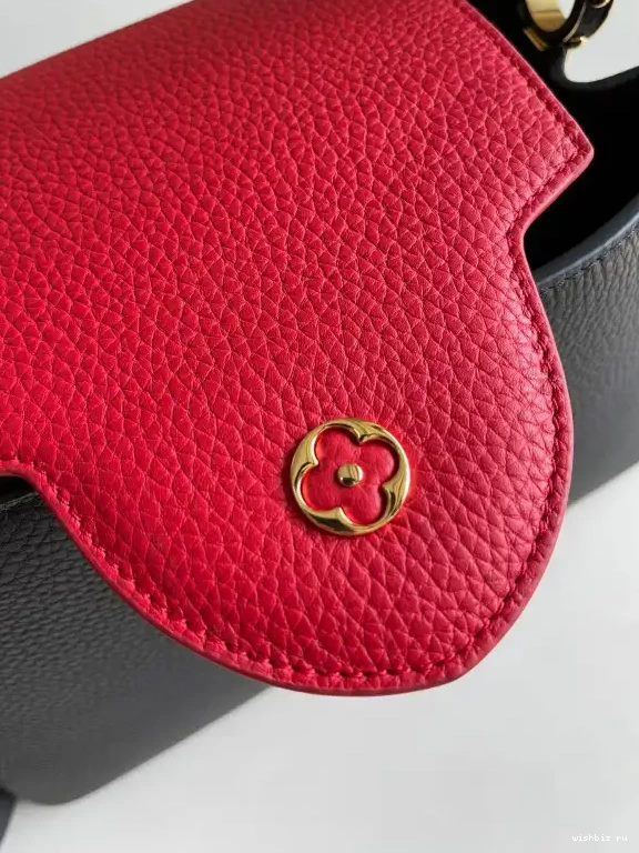 WIS CAPUCINES LOUIS VUITTON PM 0521